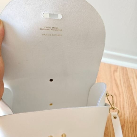 Vice Versa Vegan Leather Crossbody Mini Bag White. - Picture 10 of 11